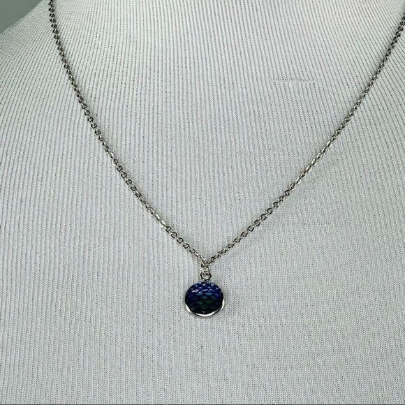 10/$25🦋 Swanky Coconut Blue Mermaid Necklace - Picture 5 of 7